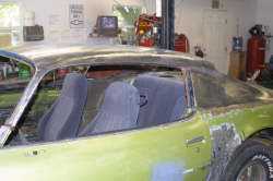 182-8212_IMG